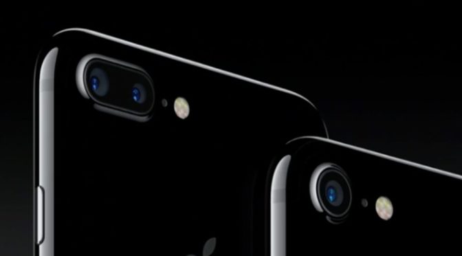 iPhone 7 + more ups photograph risk with 2 back cameras (hands-on)